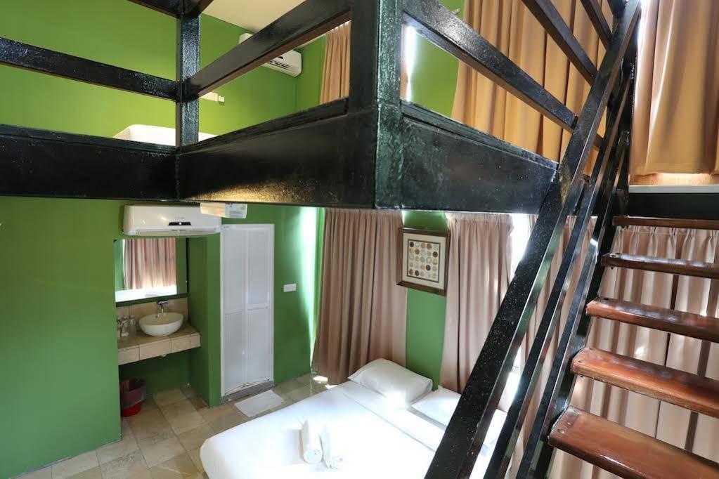 New Town Hotel Usj Sentral Subang Jaya Zewnętrze zdjęcie